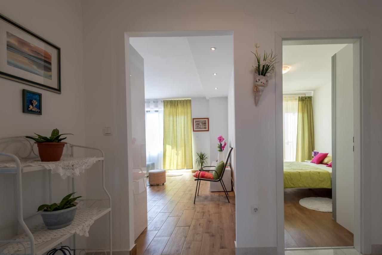 Sun & Salt Apartment Split