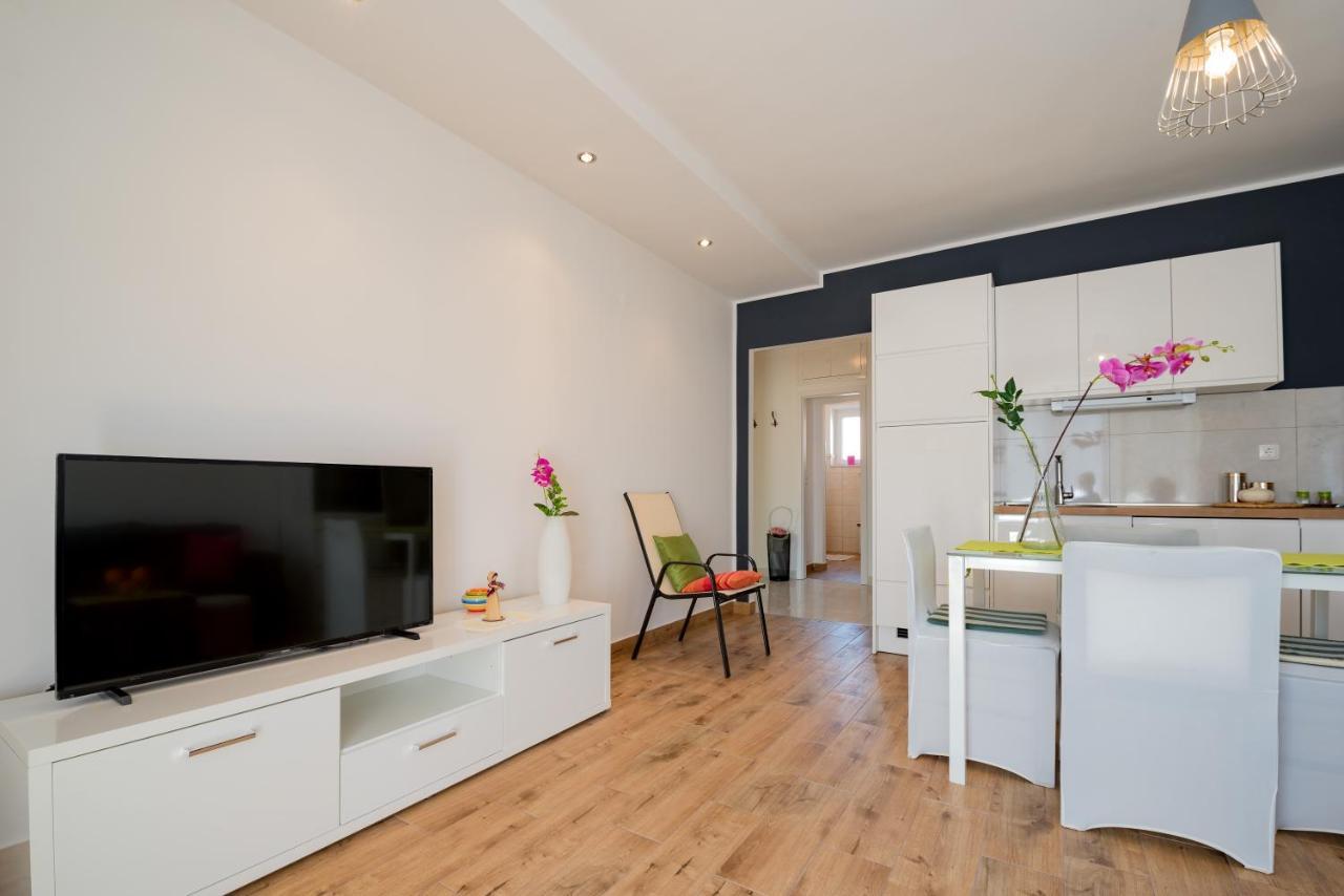 Sun & Salt Apartment Split